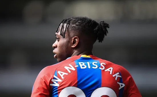 Xong vụ Wan-Bissaka, Man Utd sắp mua "bom tấn" mới trị giá 50 triệu bảng