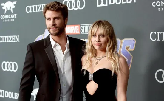 Miley Cyrus giận dữ phản pháo tin đồn chia tay Liam Hemsworth