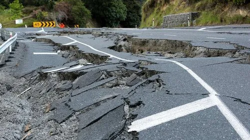 New Zealand cảnh báo sóng thần sau động đất