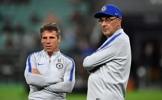 Gianfranco Zola sẽ chia tay Chelsea sau 1 mùa giải làm trợ lý
