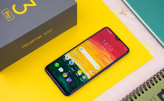 Realme 3 Pro chính thức lên kệ: Chip Snapdragon 710, màn hình "giọt nước", giá từ 6,49 triệu đồng