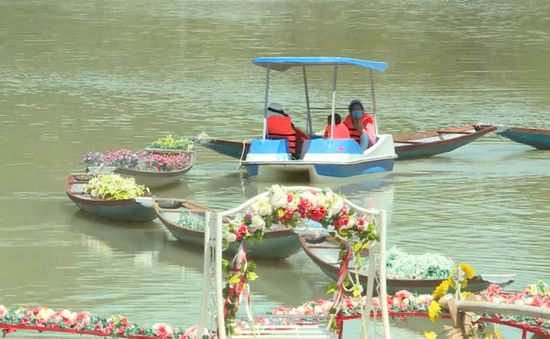 Nha Trang ưu đãi các tour du lịch hè cho học sinh sinh viên