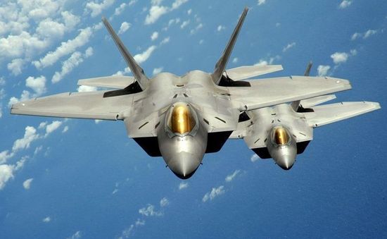 Mỹ điều máy bay tiêm kích F-22 tới vùng Vịnh