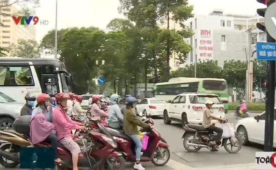 Cần tính toán lại phương án giảm ùn tắc giao thông với giao lộ vòng xuyến
