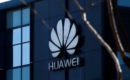 Huawei muốn sử dụng hệ điều hành Nga thay thế Android