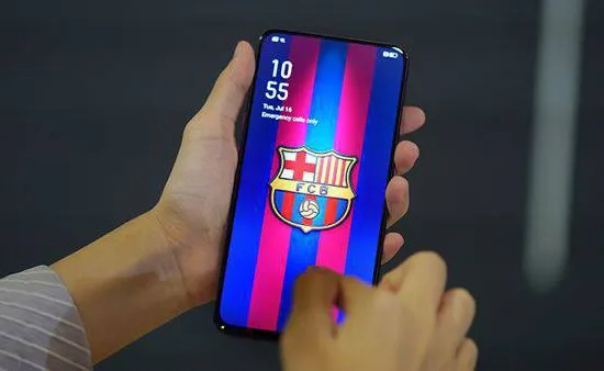 Cực chất smartphone Oppo Reno 10x Zoom phiên bản FC Barcelona