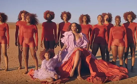 Beyonce rủ con gái quay chung MV