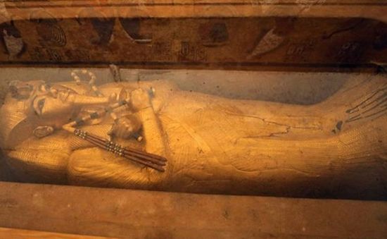 Phục hồi quan tài của Vua Tutankhamun lần đầu tiên trong gần 100 năm qua