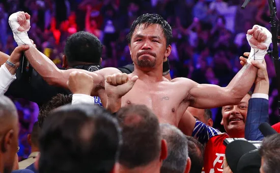 "Pacman" Manny Pacquiao giành đai vô địch hạng bán trung ở tuổi 40