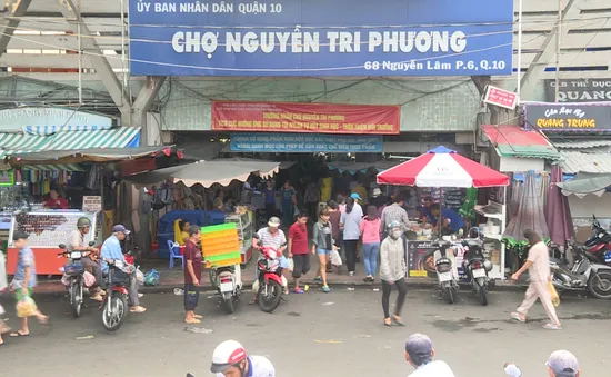 Giải quyết khó khăn cho tiểu thương tại chợ Nguyễn Tri Phương