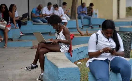 Cuba cung cấp dịch vụ Wi-Fi tại nhà riêng