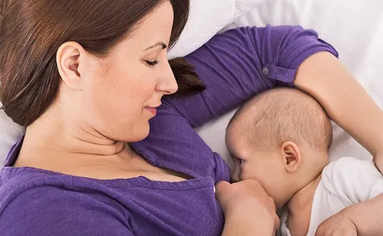 Cho con bú càng lâu, mẹ càng giảm nguy cơ mắc bệnh tim mạch