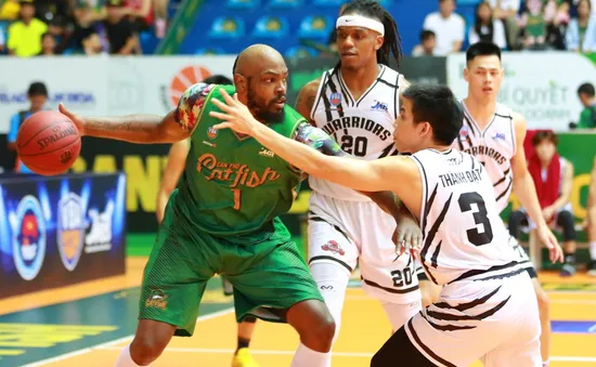 VBA 2019: Thang Long Warriors tiến gần tới mục tiêu playoffs