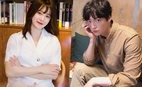 "Nàng cỏ" Goo Hye Sun tung loạt tin nhắn căng thẳng với chồng