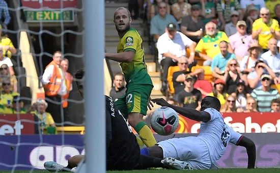 Chân sút "0 đồng" của Norwich đang khuynh đảo Premier League 2019/20!