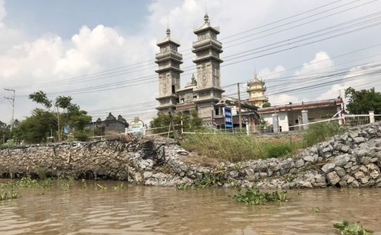 An Giang ban bố tình huống khẩn cấp sạt lở tỉnh lộ 946