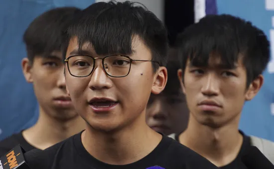 Nhiều thủ lĩnh biểu tình ở Hong Kong bị bắt