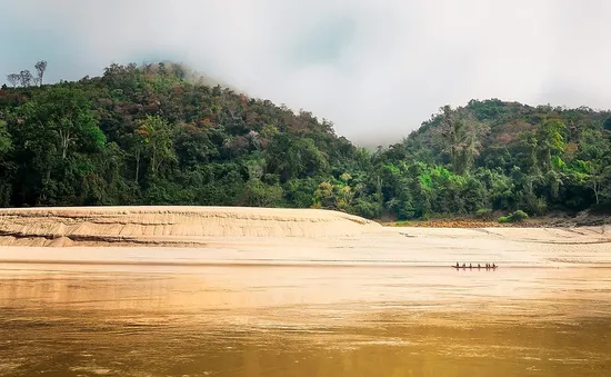 Hàng loạt hệ lụy từ việc mực nước sông Mekong xuống thấp nhất lịch sử