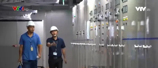 Ngày mới cùng các kỹ thuật viên vận hành cao ốc