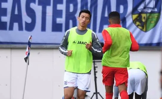 HLV Heerenveen chốt danh sách đá chính trận gặp VVV-Venlo, Văn Hậu chờ cơ hội