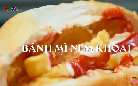 Bánh mỳ nem khoai khiến giới trẻ "mê mệt"