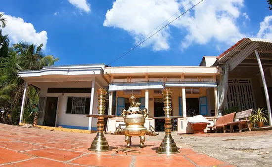 Chùi lư ăn Tết