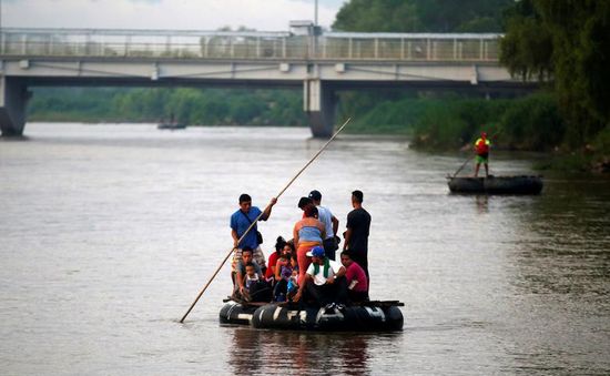 Mexico tăng cường lực lượng vệ binh tại biên giới ngăn người di cư