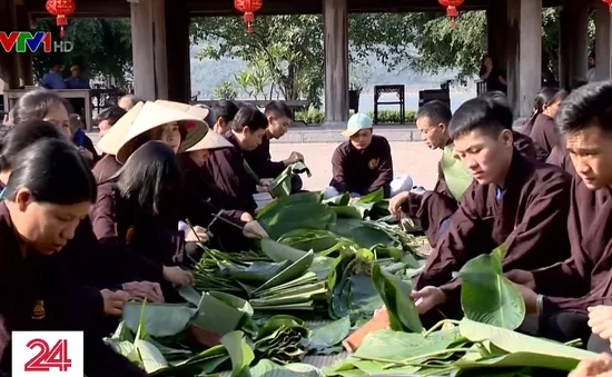 Chương trình "Vạn bánh chưng yêu thương" dành tặng cho người nghèo