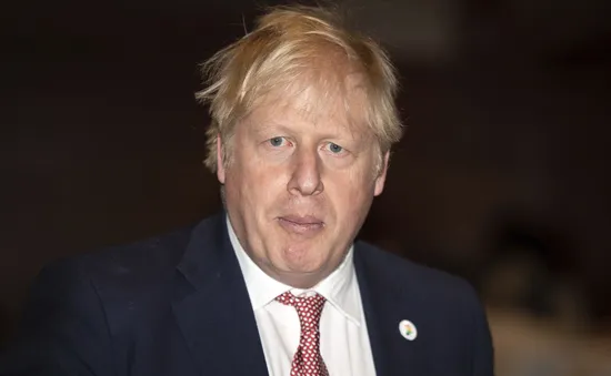 Thủ tướng Anh Boris Johnson ký thỏa thuận Brexit