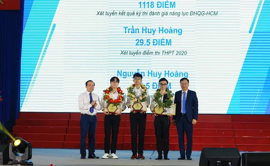 Hy hữu: 3 thủ khoa đầu vào của ĐH Bách khoa TP.HCM đều tên “Huy Hoàng”