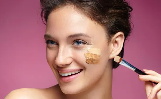 Những sai lầm khi chọn kem nền khiến bạn trông già đi 10 tuổi
