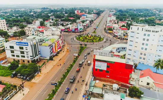 Đầu tư mạnh vào các nền tảng trực tuyến thu hút các nhà sản xuất nước ngoài