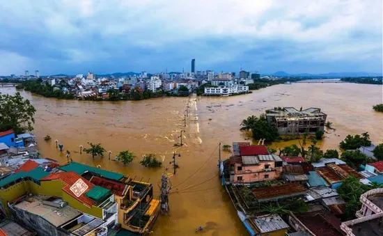 Bộ Y tế xuất cấp 4,2 triệu viên sát khuẩn nước cho các địa phương bị mưa lũ