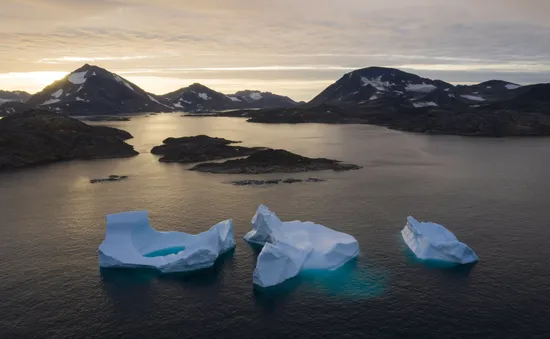 Băng tan kỷ lục tại Greenland khiến nước biển dâng cao nhất trong 12.000 năm qua