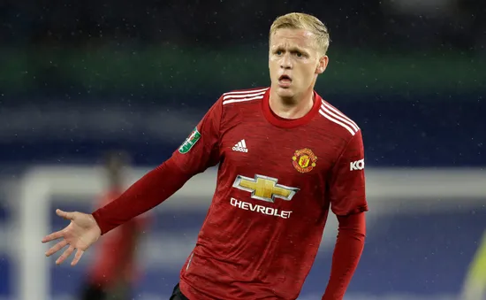 Donny van de Beek - bản hợp đồng gây tranh cãi của Manchester United