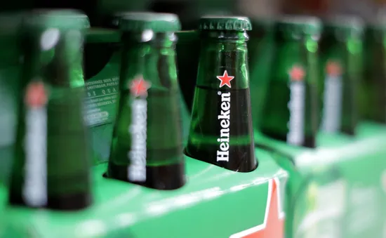 Heineken cắt hỗ trợ vì bán bia Sabeco: Có dấu hiệu vi phạm Luật cạnh tranh?