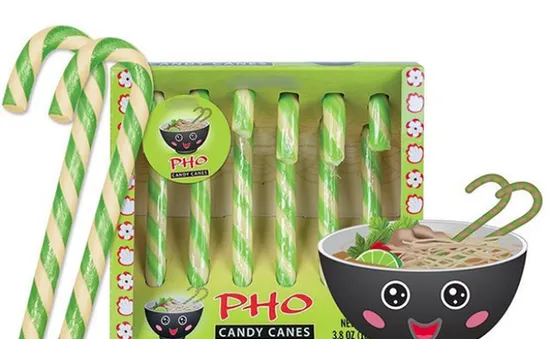 Câu chuyện tiêu dùng: Kẹo mút vị phở hay hộp snack cao 1m61?