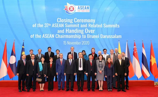 Tuyên bố Chủ tịch Cấp cao ASEAN 37: "Gắn kết và chủ động thích ứng"