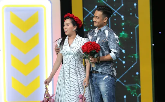 Diễn viên Long Hồ “cao tay” gài bẫy đối thủ nhưng lại bị vợ Hồng Phượng “mắng” không thương tiếc