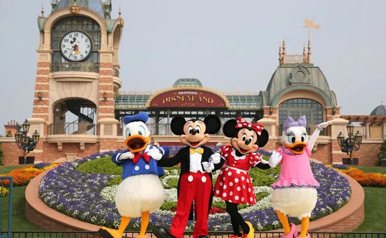 Walt Disney sa thải 32.000 nhân viên vì dịch COVID-19