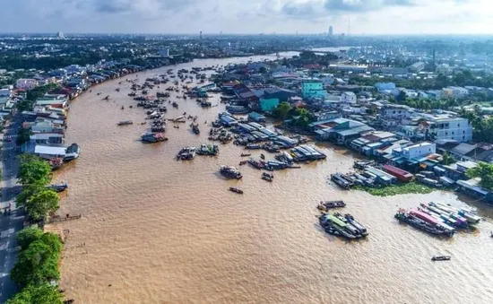 Bài toán phát triển ĐBSCL từ báo cáo tổng thể kinh tế vùng