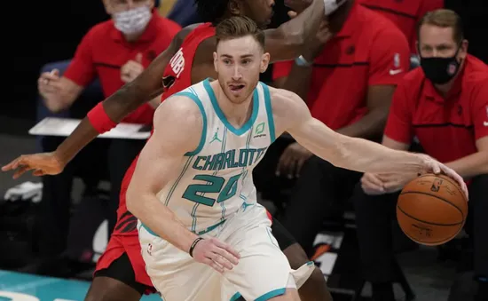 Gordon Hayward lại phải… ngồi ngoài vì chấn thương