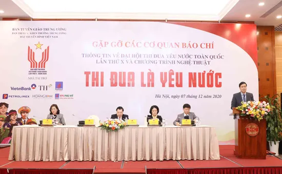 2.300 đại biểu dự Đại hội Thi đua yêu nước toàn quốc: Đại biểu cao tuổi nhất 95 tuổi, trẻ nhất 10 tuổi