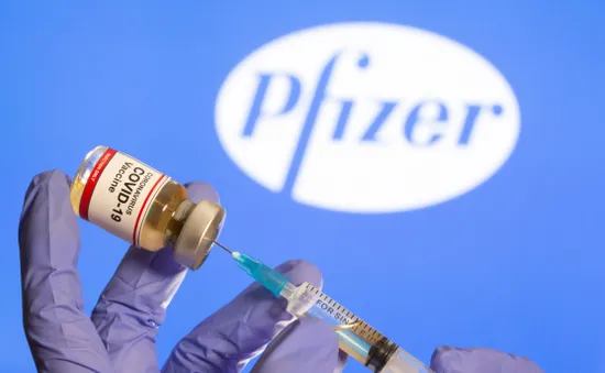 FDA "bật đèn xanh" cho vaccine của Pfizer - BioNTech