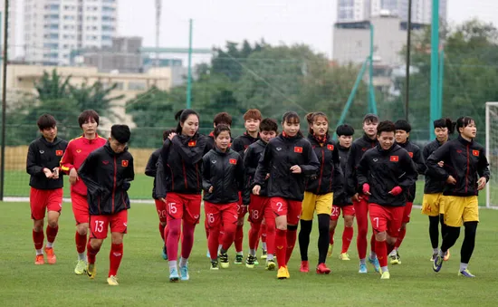 ĐT nữ Việt Nam trở lại tập luyện: Tập trung tinh thần cao nhất cho trận play-off với ĐT nữ Australia