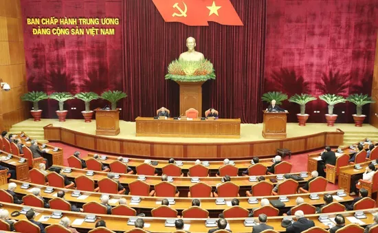 Bộ Chính trị tổ chức gặp mặt nguyên lãnh đạo cấp cao đã nghỉ hưu