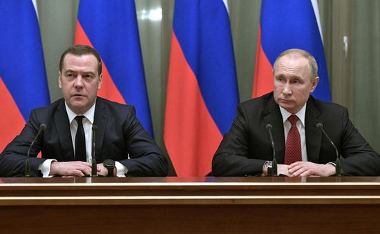 Tổng thống Nga Putin có quyết định quan trọng với cựu Thủ tướng Medvedev