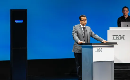 Nâng cao khả năng hiểu biết ngôn ngữ kinh doanh của IBM Watson