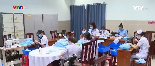 TP.HCM: Bệnh viện tự may khẩu trang phục vụ y - bác sỹ và bệnh nhân