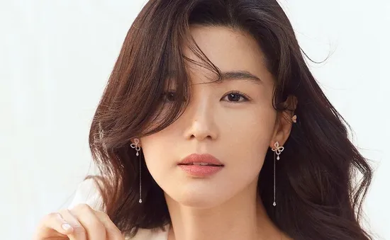 Jun Ji Hyun rục rịch trở lại màn ảnh nhỏ